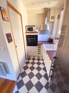 For rent Paris-10eme-arrondissement 2 rooms 33 m2 Paris (75010) photo 1
