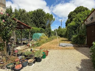 For sale 6 rooms 168 m2 Charente (16460) photo 1
