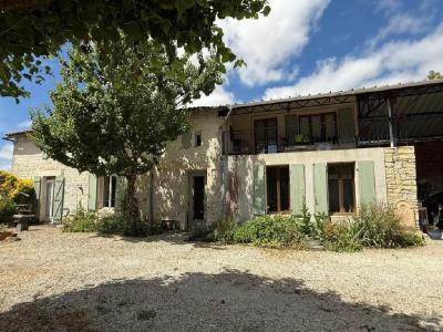 For sale 6 rooms 168 m2 Charente (16460) photo 2