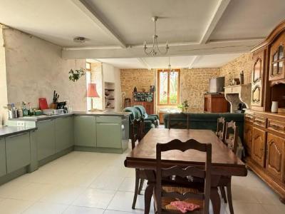 For sale 6 rooms 168 m2 Charente (16460) photo 3