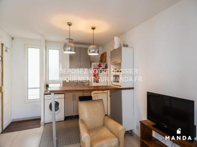 Louer Appartement 29 m2 Paris-18eme-arrondissement