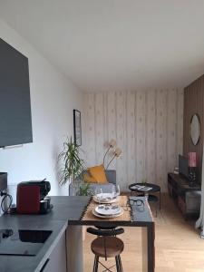 For rent Pessac 1 room 18 m2 Gironde (33600) photo 2