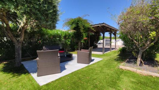 For sale Londe-les-maures 4 rooms 110 m2 Var (83250) photo 2