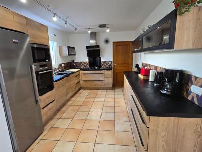 For sale Plouhinec 5 rooms 110 m2 Morbihan (56680) photo 1