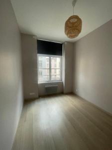For rent Saint-etienne 2 rooms 39 m2 Loire (42000) photo 2