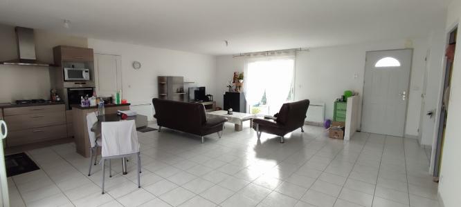 For sale Evron 5 rooms 91 m2 Mayenne (53600) photo 2
