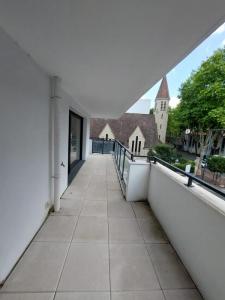 For rent Issy-les-moulineaux 3 rooms 55 m2 Hauts de Seine (92130) photo 4