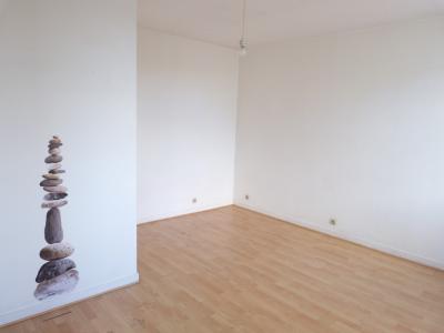 For rent Nantes 1 room 29 m2 Loire atlantique (44200) photo 3