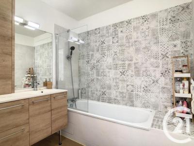 Louer Appartement Thiais 980 euros