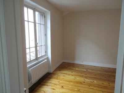 Louer Appartement 32 m2 Clermont-ferrand