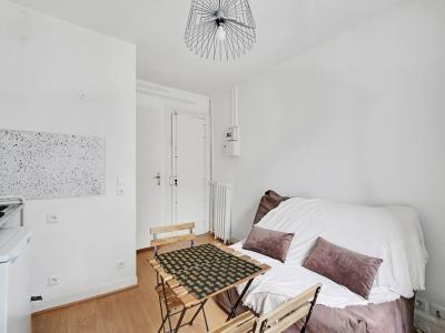 Louer Appartement Paris-11eme-arrondissement 762 euros
