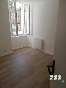 Louer Appartement Barjols 600 euros