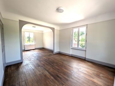 For sale 10 KMS DE LE DONJON 5 rooms 106 m2 Allier (03130) photo 1