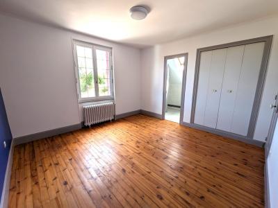 For sale 10 KMS DE LE DONJON 5 rooms 106 m2 Allier (03130) photo 4