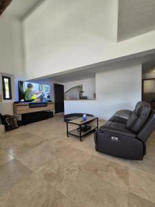 For sale Roquevaire 4 rooms 105 m2 Bouches du Rhone (13360) photo 4