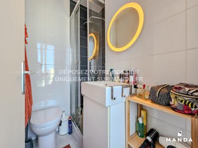 Louer Appartement 12 m2 Paris-11eme-arrondissement