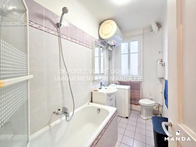 Louer Appartement 49 m2 Courbevoie