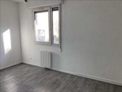 For rent Lyon-7eme-arrondissement 3 rooms 67 m2 Rhone (69007) photo 2