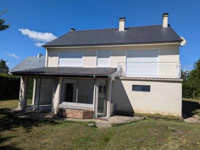 For sale Saint-etienne-de-montluc 6 rooms 150 m2 Loire atlantique (44360) photo 2