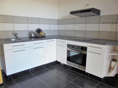 For rent Miramas 3 rooms 58 m2 Bouches du Rhone (13140) photo 1