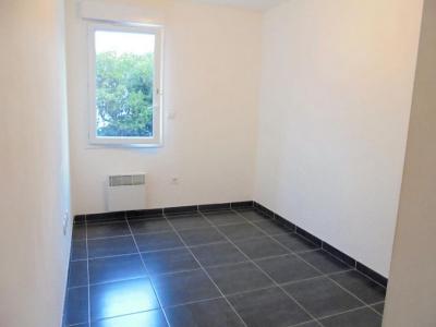 For rent Miramas 3 rooms 58 m2 Bouches du Rhone (13140) photo 3