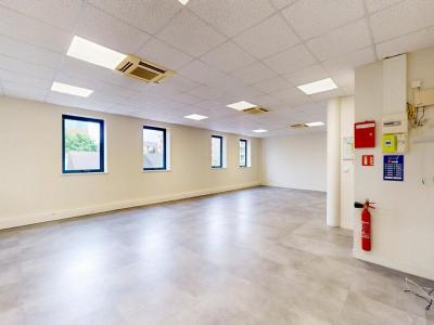 Acheter Bureau 95 m2 Bussy-saint-georges