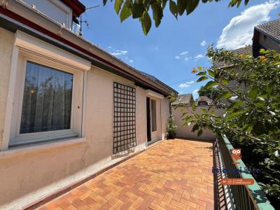 For sale Pontarlier 4 rooms 101 m2 Doubs (25300) photo 2