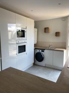 For rent Lyon-8eme-arrondissement 4 rooms 75 m2 Rhone (69008) photo 1