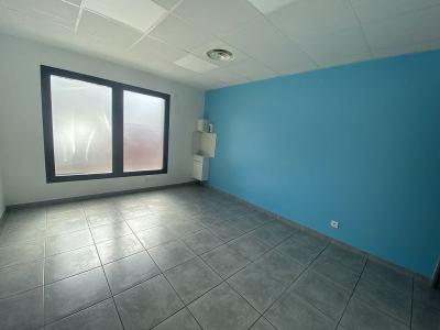 Louer Local commercial 61 m2 Feurs