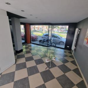 Louer Commerce Mouvaux 11400 euros
