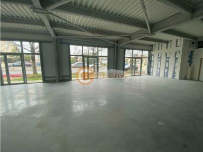 For rent Carbon-blanc 245 m2 Gironde (33560) photo 1
