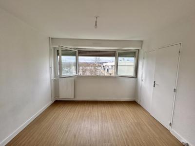 For rent Palaiseau 4 rooms 74 m2 Essonne (91120) photo 2