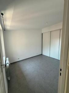 For rent Marseille-1er-arrondissement 2 rooms 49 m2 Bouches du Rhone (13001) photo 1