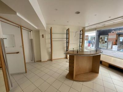Louer Local commercial Saint-omer 20400 euros