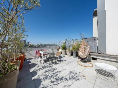 For sale Bordeaux 3 rooms 63 m2 Gironde (33300) photo 0