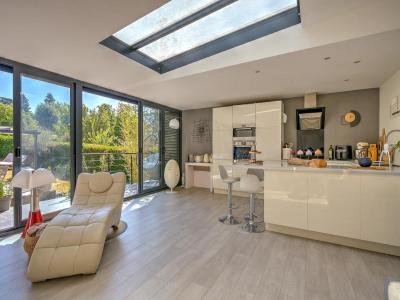 For sale Sucy-en-brie 7 rooms 129 m2 Val de Marne (94370) photo 1
