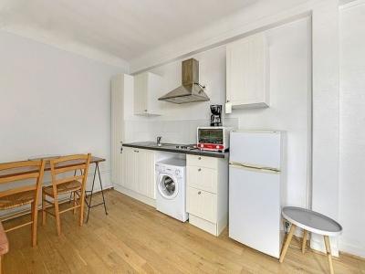 Louer Appartement 27 m2 Paris-18eme-arrondissement