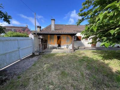 For sale Saint-georges-de-longuepierre 7 rooms 163 m2 Charente maritime (17470) photo 1
