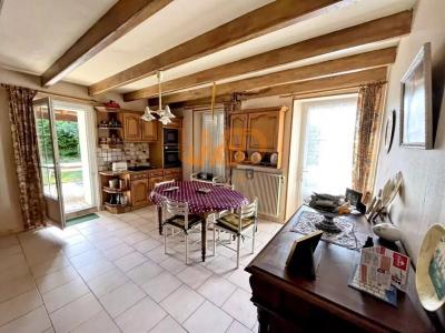 For sale Saint-georges-de-longuepierre 7 rooms 163 m2 Charente maritime (17470) photo 2