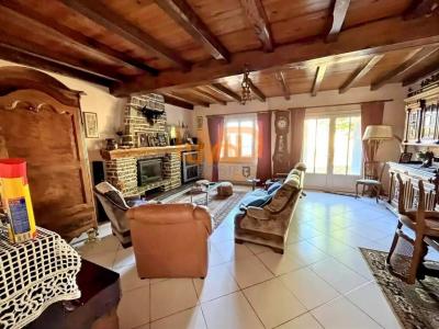 For sale Saint-georges-de-longuepierre 7 rooms 163 m2 Charente maritime (17470) photo 3