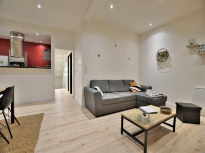 For sale CENTRE   PLACE TRAVOT 3 rooms 74 m2 Maine et loire (49300) photo 1