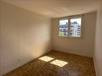 For rent Lyon-5eme-arrondissement 4 rooms 65 m2 Rhone (69005) photo 2