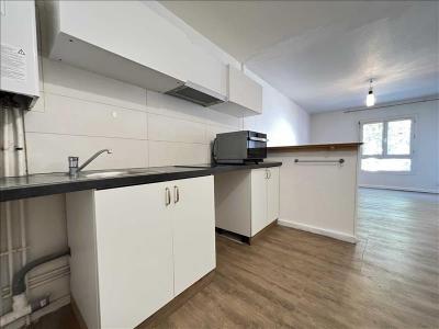 For rent Pessac 2 rooms 37 m2 Gironde (33600) photo 2