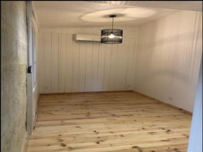 For rent Bordeaux 2 rooms 39 m2 Gironde (33000) photo 0