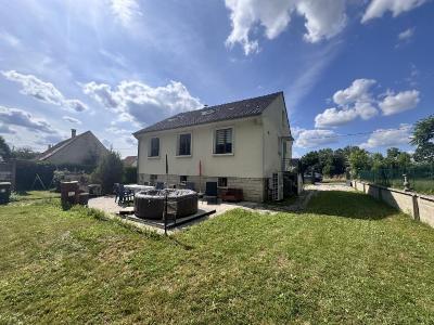 For sale 5 rooms 109 m2 Aisne (02290) photo 0