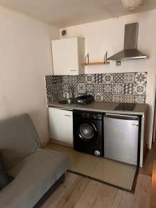 For sale Marseille-14eme-arrondissement 1 room 18 m2 Bouches du Rhone (13014) photo 0