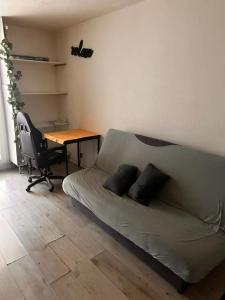 For sale Marseille-14eme-arrondissement 1 room 18 m2 Bouches du Rhone (13014) photo 1