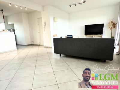 Acheter Appartement 67 m2 Nimes