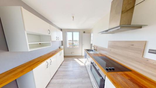 For sale Tours 4 rooms 72 m2 Indre et loire (37000) photo 1