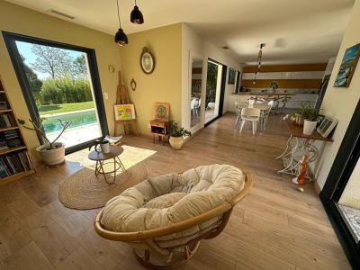 For sale Pignan 8 rooms 186 m2 Herault (34570) photo 3